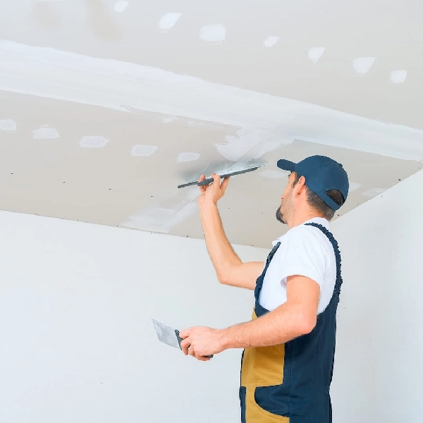 Hire Us For Best Ceiling Renovation In Dubai