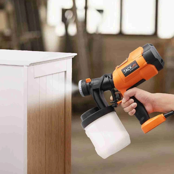 Spraying and restoring furniture in Dubai